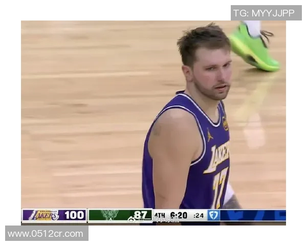 湖人对阵雄鹿精彩直播比分实时更新及赛后分析